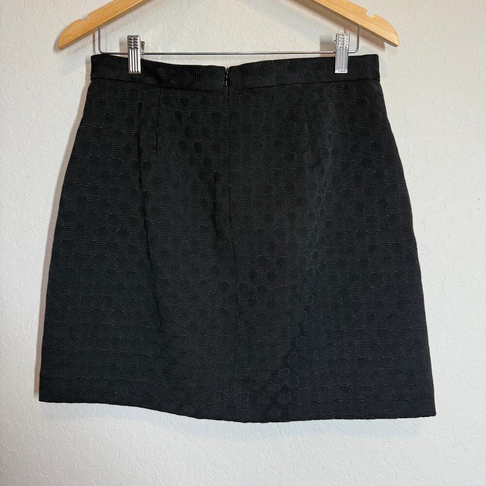 Women's Banana Republic Textured Polka Dot Black Mini Skirt Size 6 - Picture 9 of 9